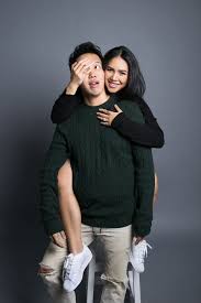 Wa call 082214297187 lokasi foto prewedding indoor. Pin Di Stylish Diamond Rings