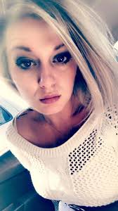 Elizabeth Withrow's Instagram, Twitter & Facebook