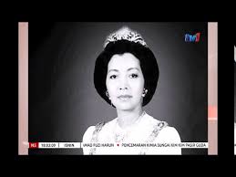 Pada zaman lampau, sultan memiliki kuasa mutlak dan dinasihati seorang bendahara. N5 Almarhumah Tengku Puan Zanariah Yang Mangkat Raja Permaisuri Agong Yang Kelapan 18 Mac 2019 Youtube