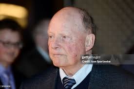 Harry Neale walks the red carpet before the 2017 Hockey Hall of Fame...  News Photo