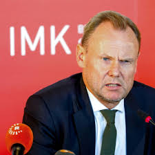 Keine Neutralitätspflicht in Parlament: AfD scheitert mit Klage gegen  Innensenator