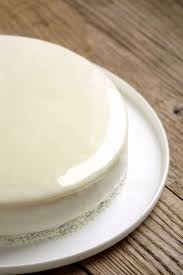 Glacage Miroir Au Chocolat Blanc Empreinte Sucree Glacage Miroir Blanc Recette Glacage Nappage Gateau