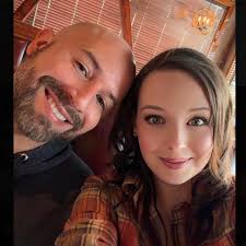 Breakfast spots typically open at 7am, who do they cater to?