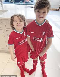 Loose women's frankie bridge has been left with an abundance of easter eggs after her husband wayne, accidentally bought six crates. Frankie Bridge Fears For Sons Mental Health Amid Covid 19 Pandemic Sound Health And Lasting Wealth