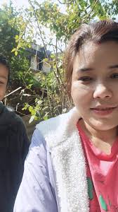 Ama chori ko halka time pass #happymood #MomLife #daughterlove  #motheranddaughter