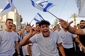 מצעד הדגלים יתקיים, ירושלים היא בירתנו הנצחית!, אמר השר לבטפ החדש, איש מפלגת העבודה, והקפיץ את המאיימים הקבועים: Tommy On Twitter Ynetalerts I Think This Friend Of Ours Is Scared Https T Co Vbj9a3hzh0 Twitter