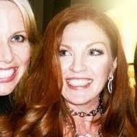 Heather Kralik's Instagram, Twitter & Facebook