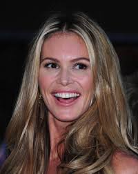 View famous persons named Elle