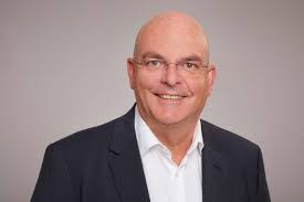 Sandra Hain's Instagram, Twitter & Facebook