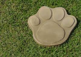 13 Inch Dog Cat Paw Print Stepping Stone Concrete Mold 1030 Moldcreations Concrete Stepping Stone Molds Stepping Stone Molds Garden Stepping Stones