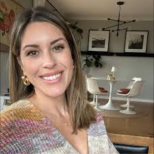 Just counted 7 large drones over lake Oswego looking east