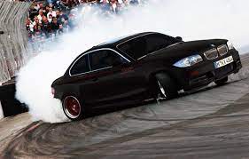 Bmw Drifting Wallpapers Top Free Bmw Drifting Backgrounds Wallpaperaccess