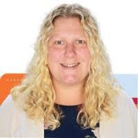 Stephanie Zoller's Instagram, Twitter & Facebook