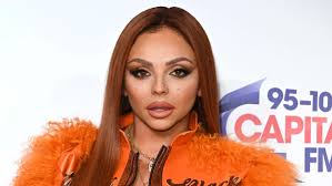 How much does the average UK engagement ring cost and how do celebrity  rings compare?