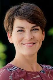 Victoria Mayer's Instagram, Twitter & Facebook