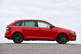 After the launch of skoda rapid in the fall of 2012, the czech car manufacturer skoda rapid combi pushed for in 2013 that should be available as an inexpensive. Modellpflege Im Test Was Kann Der Skoda Rapid Sopaceback Autobild De