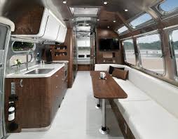 The 25brds will hold 58 gallons of fresh water, 30 gallons of gray water and 30 gallons of black water. Expanding The Globetrotter Family To 30 Foot Airstream