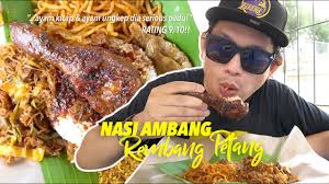 .nasi lemak may also be served with an additional protein dish such as ayam goreng (fried chicken. Makan Nasi Ambang Dengan Lauk Ayam Kicap Ayam Ungkep Padu Teruk Youtube