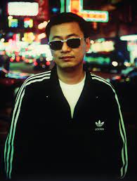 This story is very influential, its director must be able to achieve five points, including that it must be like hot pot casserole, must be able to drink, must. Read Wong Kar Wai Online