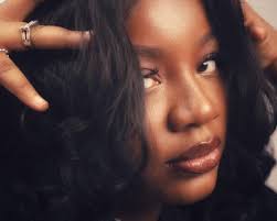 Teni and Niniola: Society and Sister Ties