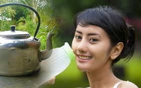 Dok la mencari tips minum air masak macam mana. Adakah Selamat Untuk Minum Air Yang Dimasak Berulang Kali Iluminasi