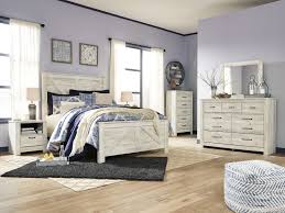 Willowton Whitewash Panel Bedroom Set In 2020 Bedroom Panel Bedroom Sets Queen Bedroom Sets