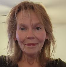 What are my options for resolving issues with Lowe's installation service  in Hudson, NY?