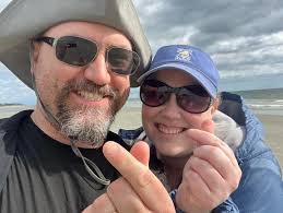 Awesome hit this weekend at @roundmidnightbar in beautiful @downtownedmond  , thanks as always to @isseiaoyamamusic for the call! #jazz #swing #jazzduo  #guitar #ucocfad #ucojazz #ucojazzlab #improvisation #arcojazzbass #bass  #doublebass #doublebassist ...