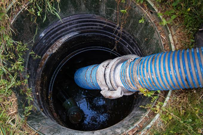 Septic Tank Cleaning: The How, When, and Why - Balkan Sewer & Drain Cleaning  Service