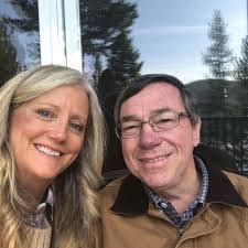 Laura Tinsley's Instagram, Twitter & Facebook