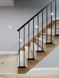 The New Picket Trends Are So Amazing Out With Old And In With The New Look How They Attached The Pic Contemporary Basement Stairs Design Modern Stair Railing