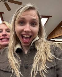 Oh man beautiful funeral and we went out with a bang of lighting and  thunder and rain for the barrier and then wildness of fun and emotional. At  the ending the service