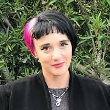 Delores Bean's Instagram, Twitter & Facebook