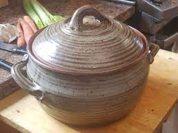 Earthen cookware is ancient and can be traced back to the indus valley civilization. Flameware Dutch Oven All Ceramic Cookware 3 5 Qt Flameware And Stoneware Clay Pots For Cooking Baking And Serving