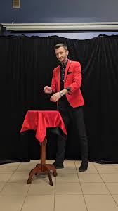 Dzisiejsza lewitacyjna rozgrzewka przed występem 🪄😊