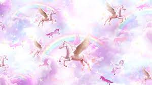 Mereka dapat bernapas dalam air karena mereka mempunyai insang. Unicorn Cafe