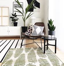 Wohnzimmer Deko Interior Wohnzimmer Pflanzen Teppich Wanddeko Wohnzimmerdekoration Wohnzimmer Pflanzen Dekor
