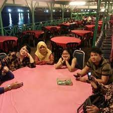 Medan muara ikan bakar @ jalan sultan hishamuddin kaw 20, bandar sultan suleiman, pelabuhan klang utara (northport), port klang tel: Muara Ikan Bakar Tanjung Harapan 160 Tips