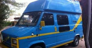 Location Camping Car Ville La Grand Fourgon Peugeot J5 Epervier Peugeot Car Camping Van