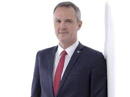 Grazie alla solidità e alla reputazione del gruppo mediobanca, leader nazionale del settore, chebanca può soddisfare le esigenze del cliente a 360°. Banca Mediolanum Doris Nonostante La Crisi Un Anno Straordinario