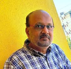 Childhood Regained: Stories of Hope for Asian Child Workers: Hooley, Steve,  Barrett, Della, Eastick, E. M., Hausman, Sarah, Combs, Tom, Sciriha,  Caroline, McNabney, Kym, Bennett, Hazel, Renner, Jodie, Renner, Jodie:  9780995297036: Amazon.com: