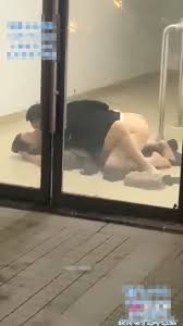 上車】中國河北石家莊《校園男女宿舍門口活春宮》影片流出！同學揪團觀戰：兩個畜生！ | 點我一下