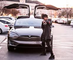 Model x is built for utility and performance, with standard awd, best in class storage and seating for the ultimate focus on driving: First Tesla Model X Purchased By Jaden Smith Pursuitist