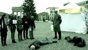 În 2003, fostul polițist a fost arestat și a primit în instanță o pedeapsă de 16 ani de închisoare. Singura ÈarÄ Din Europa In Care Este Vigoare Pedeapsa Cu Moartea Se AflÄ La Cateva Sute De Kilometri De Romania Ziar Gazeta De Cluj