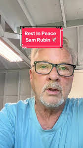 Mark Krist's Instagram, Twitter & Facebook