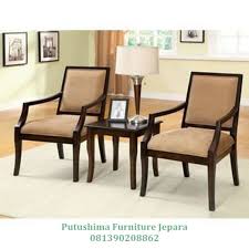 Set meja dan kursi yang berpadu dengan warna eksterior. Jual Kursi Teras Minimalis Modern Putushima Furniture