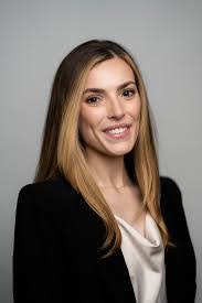 Shelby Hyde's Instagram, Twitter & Facebook