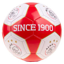 Voetbal international (vi) is a dutch football magazine. Afc Ajax Voetbal Maat 5 Rood Wit