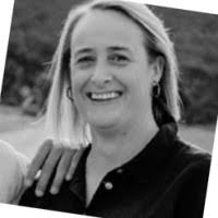 10+ "Simone Logan" profiles