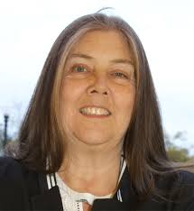 Learn about the Mentors helping entrepreneurs in our program